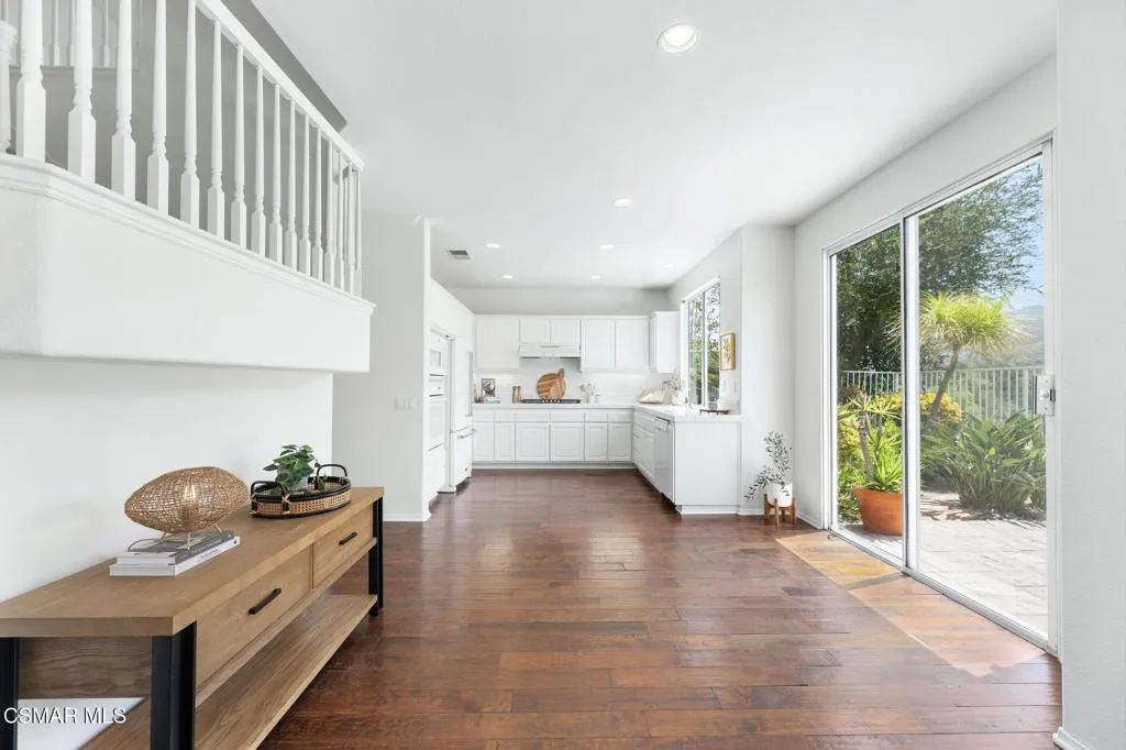 Interior Pro Images 3098 Espana Ln FULL