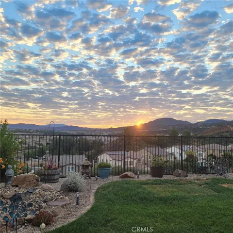 No filter, no edits - photo provided by Seller