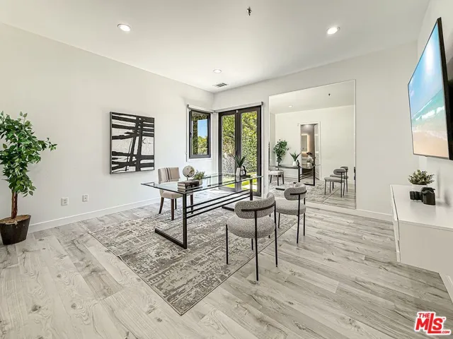 5474 Amber Circle, Calabasas, California 91302