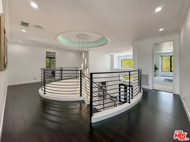 5474 Amber Circle, Calabasas, California 91302
