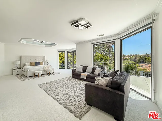 5474 Amber Circle, Calabasas, California 91302
