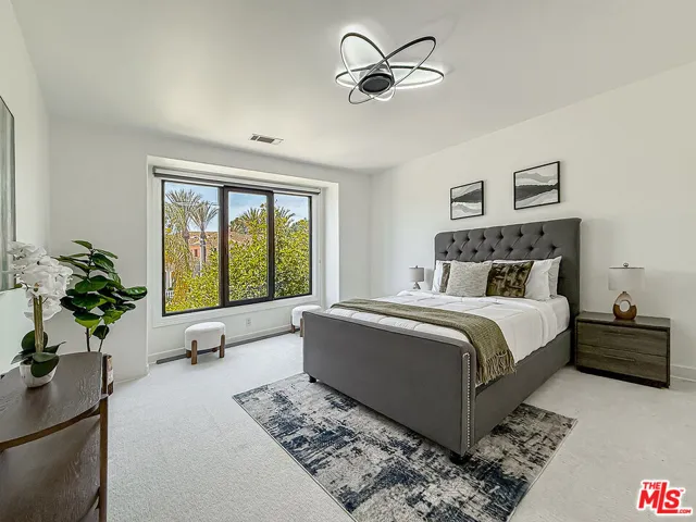 5474 Amber Circle, Calabasas, California 91302