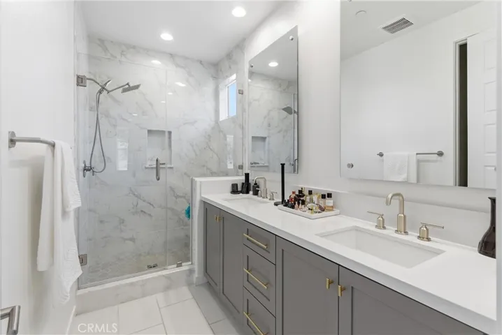 40 Sanctuary, Mission Viejo, California 92692