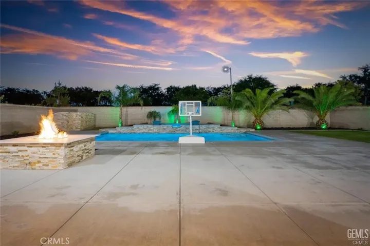 12312 Ashlyn Drive, Bakersfield, California 93311