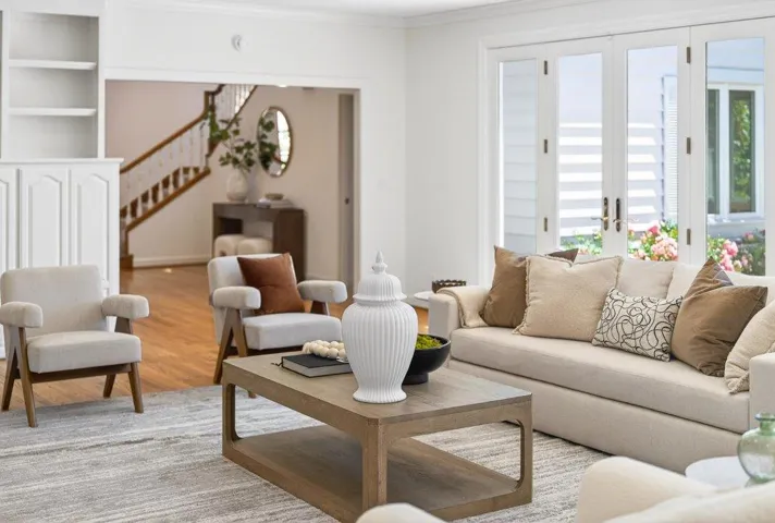 22 Hollins Drive, Santa Cruz, California 95060