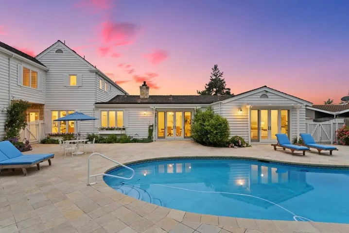 22 Hollins Drive, Santa Cruz, California 95060