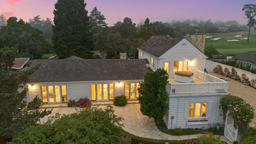 22 Hollins Drive, Santa Cruz, California 95060