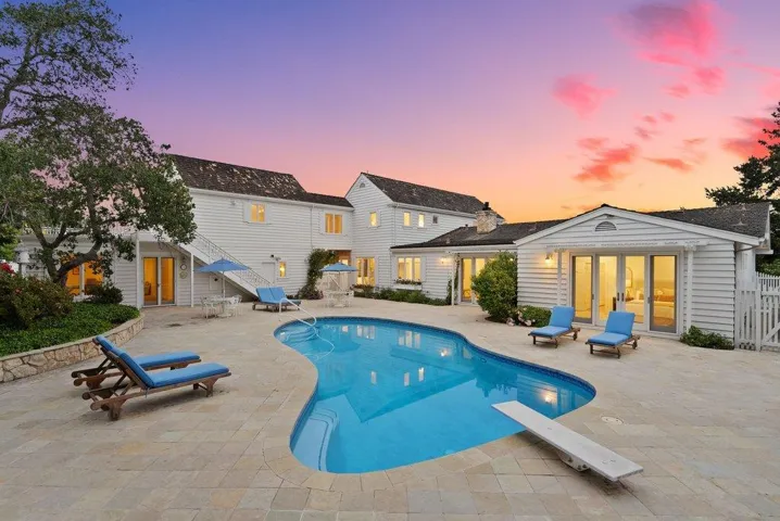 22 Hollins Drive, Santa Cruz, California 95060