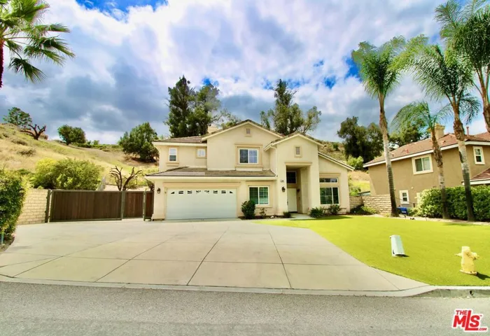 1124 Acapulco Avenue, Simi Valley, California 93065