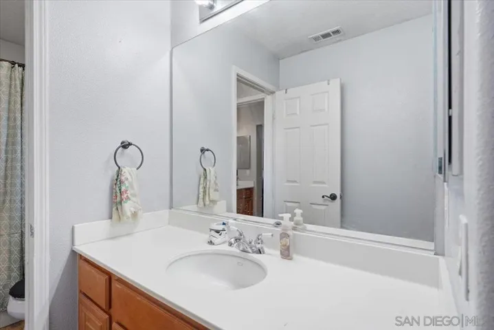 35679 Bowervine Place, Murrieta, California 92562