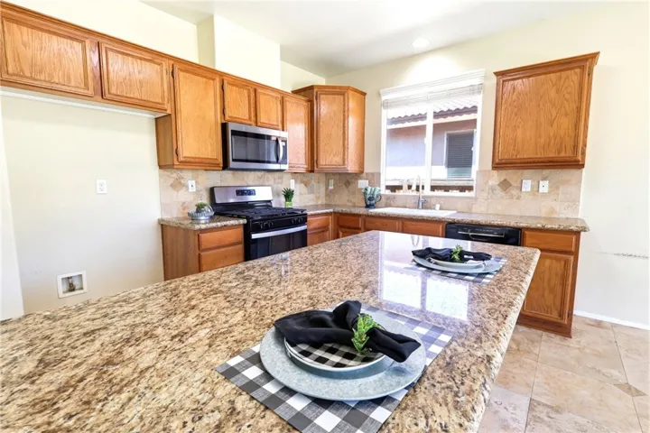 12343 Firefly, Victorville, California 92392