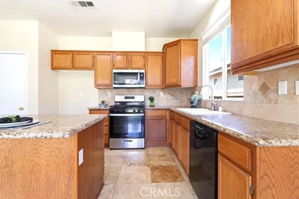 12343 Firefly, Victorville, California 92392