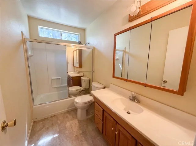 21778 Ridge, Cedarpines Park, California 92322