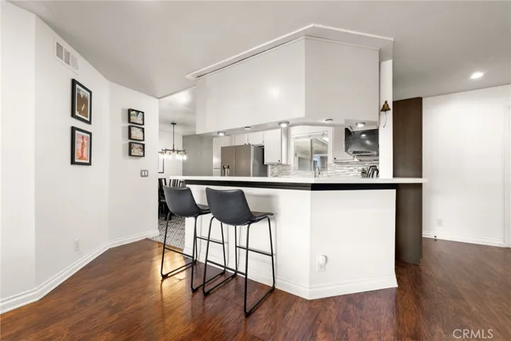 1200 Gaviota 104, Long Beach, California 90813