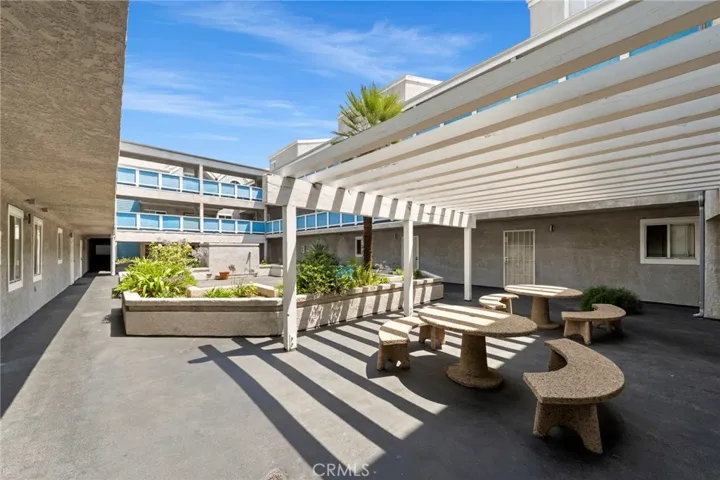 1200 Gaviota 104, Long Beach, California 90813