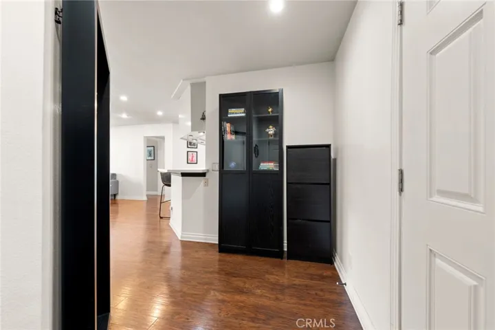 1200 Gaviota 104, Long Beach, California 90813