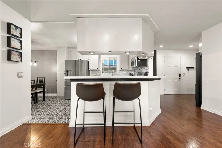1200 Gaviota 104, Long Beach, California 90813