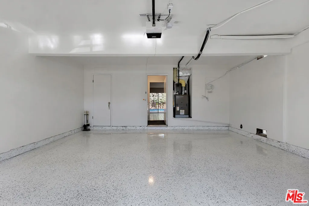 Garage w/Epoxy Flooring