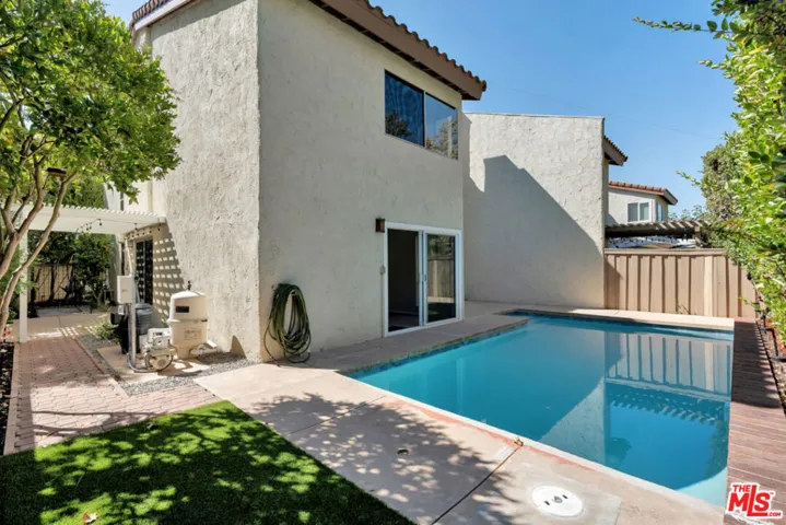 Private Pool