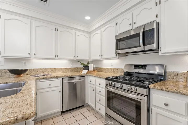 13367 Calle Antequera, Tustin, California 92782