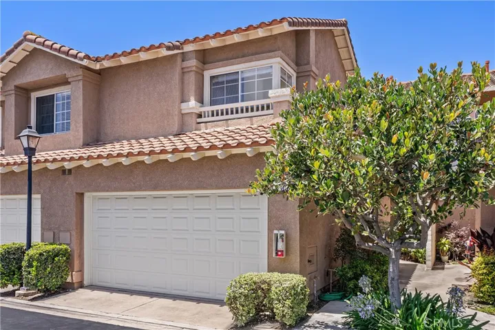 13367 Calle Antequera, Tustin, California 92782