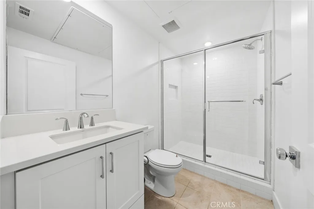 NextGen Suite Bathroom