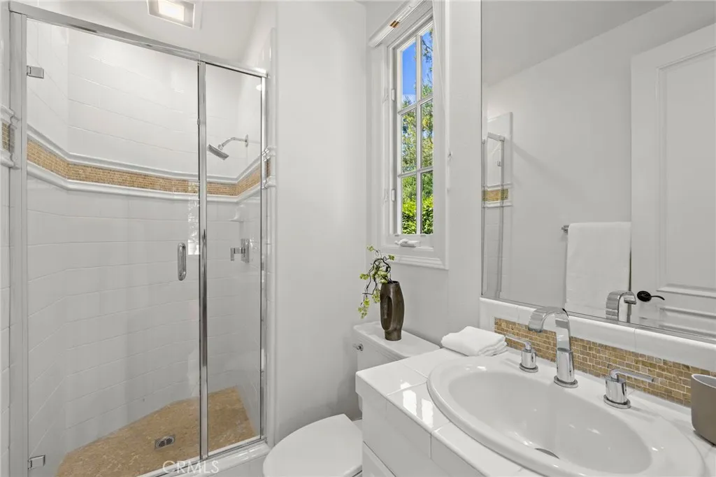 En-suite Bath#2