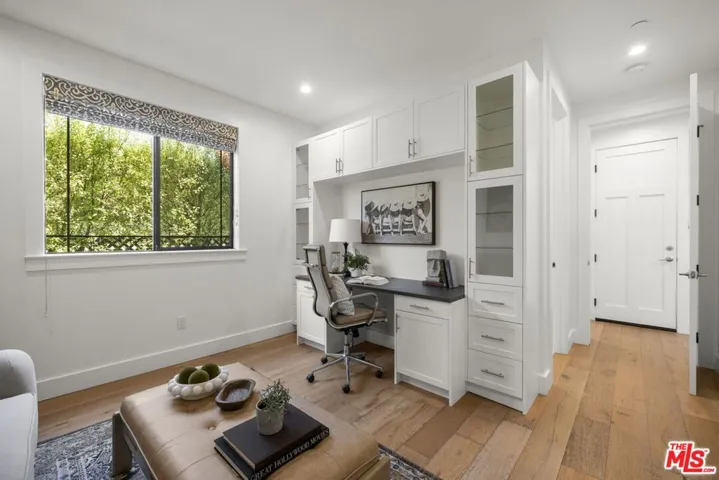 3043 Greenfield Avenue, Los Angeles, California 90034