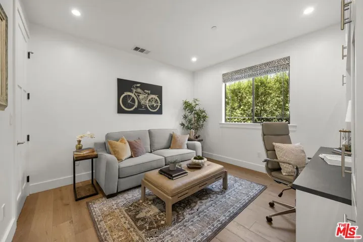 3043 Greenfield Avenue, Los Angeles, California 90034