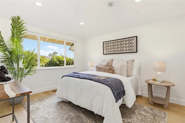 27151 Pembina Road, Rancho Palos Verdes, California 90275
