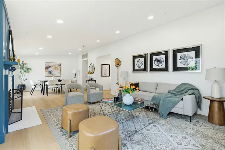 27151 Pembina Road, Rancho Palos Verdes, California 90275
