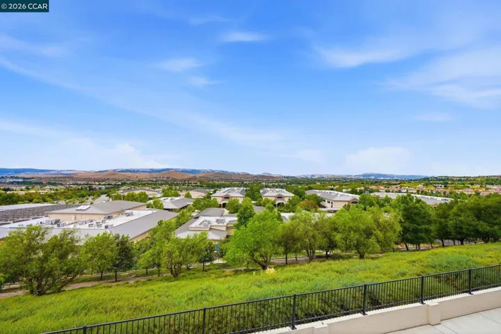 5206 Fioli Loop, San Ramon, California 94582
