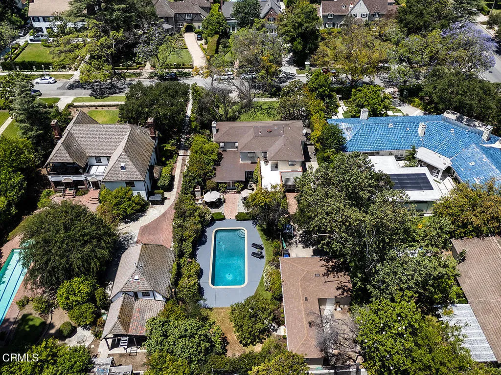 612 Landor Ln 047-mls