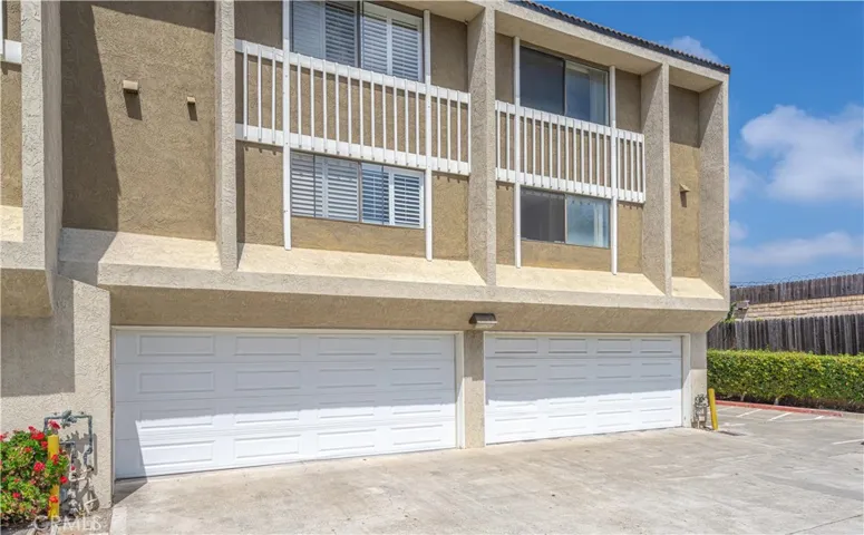 380 W Wilson F106, Costa Mesa, California 92627