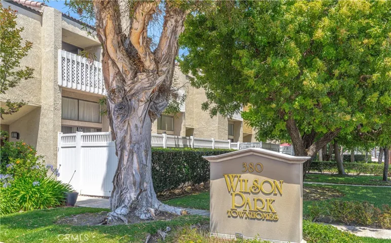 380 W Wilson F106, Costa Mesa, California 92627