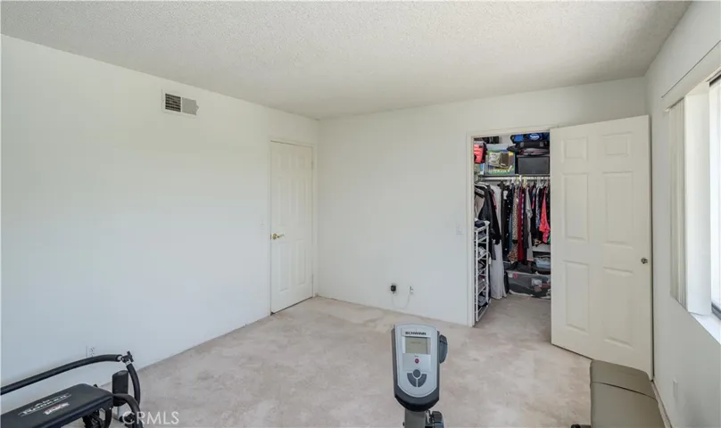 380 W Wilson F106, Costa Mesa, California 92627
