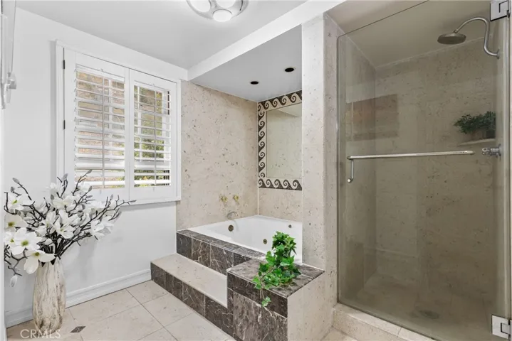 20224 Chapter, Woodland Hills, California 91364
