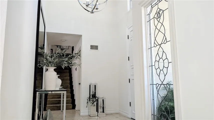 20224 Chapter, Woodland Hills, California 91364