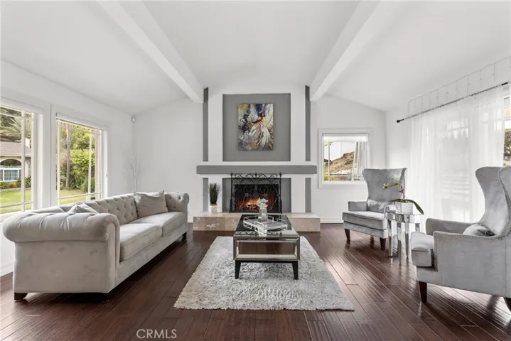 20224 Chapter, Woodland Hills, California 91364