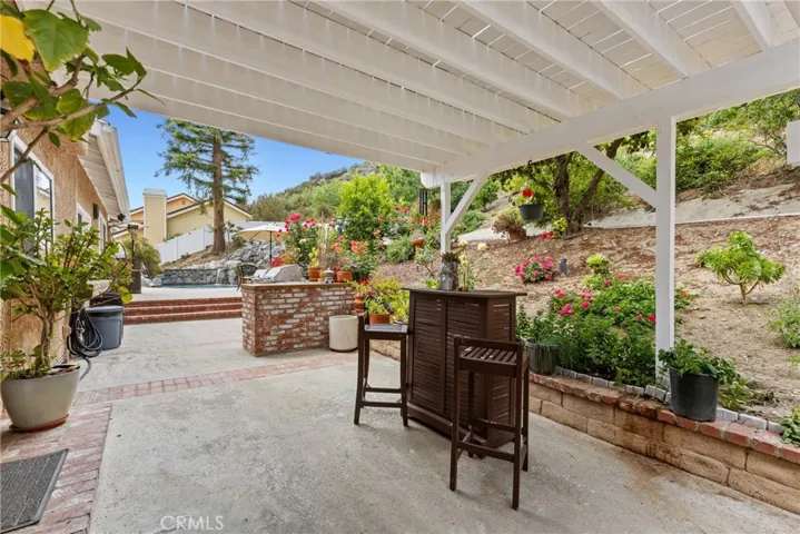 20224 Chapter, Woodland Hills, California 91364