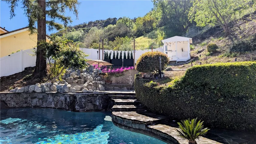 20224 Chapter, Woodland Hills, California 91364