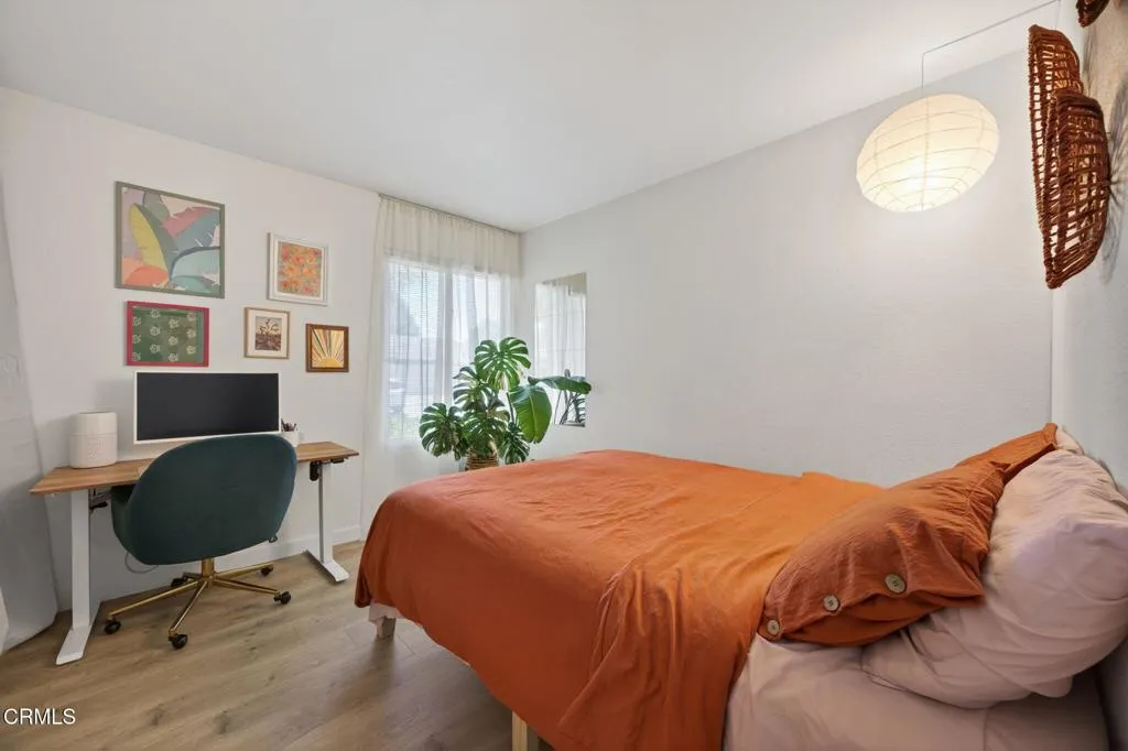 19-web-or-mls-UpmarketMedia-262WVi-064