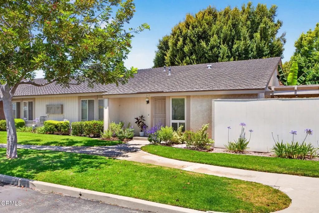 1-web-or-mls-UpmarketMedia-262WVi-002