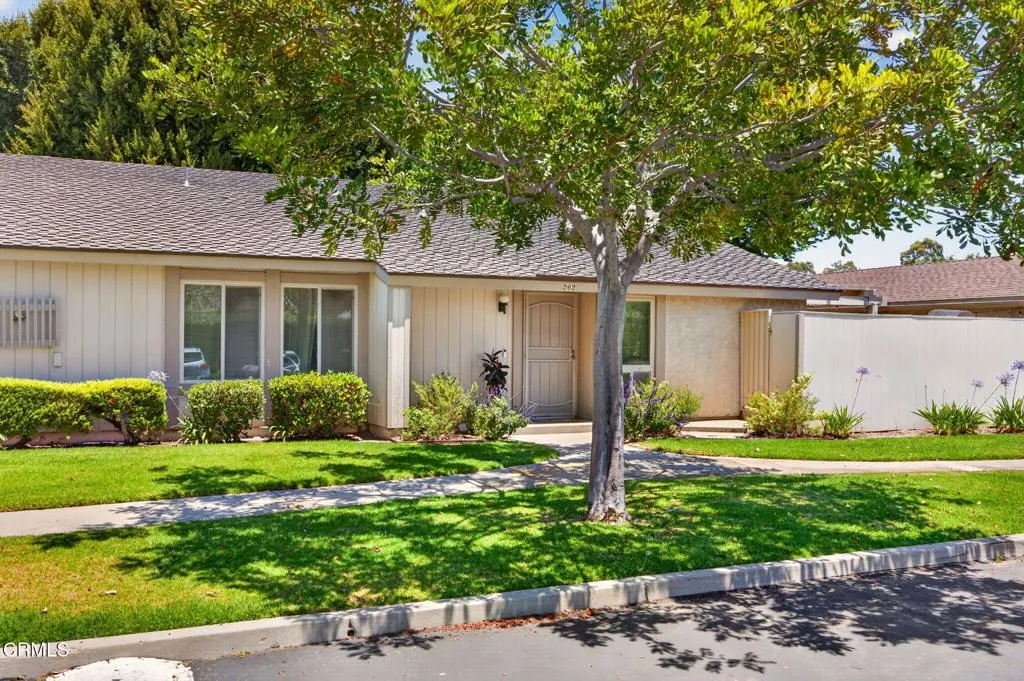 3-web-or-mls-UpmarketMedia-262WVi-007