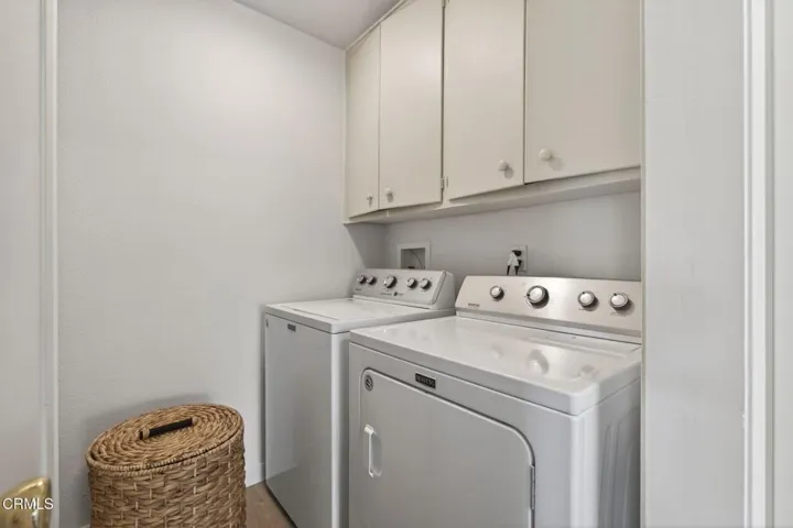 27-web-or-mls-UpmarketMedia-262WVi-061