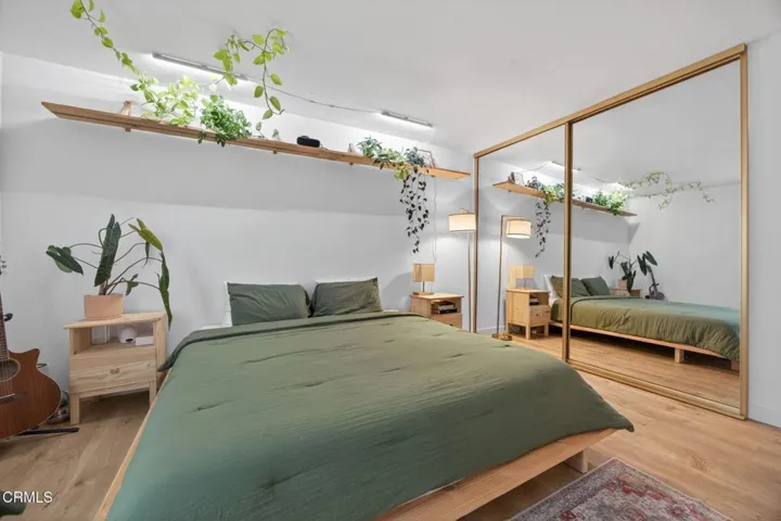26-web-or-mls-UpmarketMedia-262WVi-085