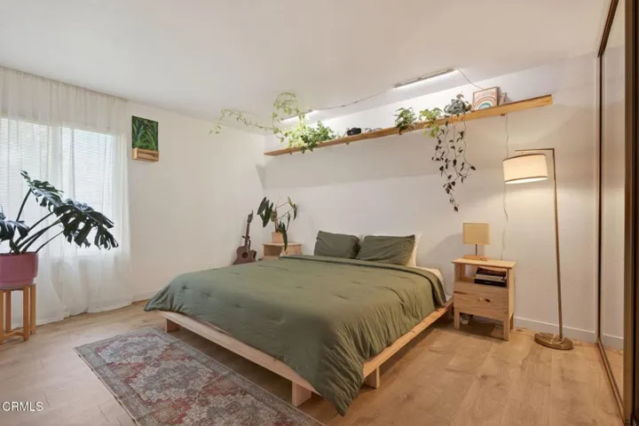 25-web-or-mls-UpmarketMedia-262WVi-084