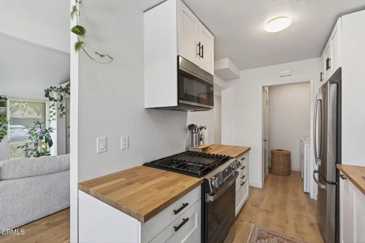 10-web-or-mls-UpmarketMedia-262WVi-046