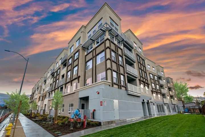 1853 Almaden Road 222, San Jose, California 95125