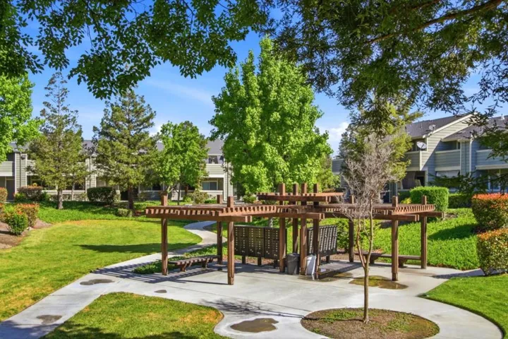 2035 Castlebury Drive, San Jose, California 95116